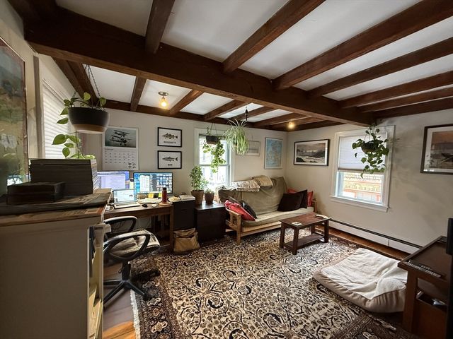 1 Carlton St 2, Salem, MA 01970