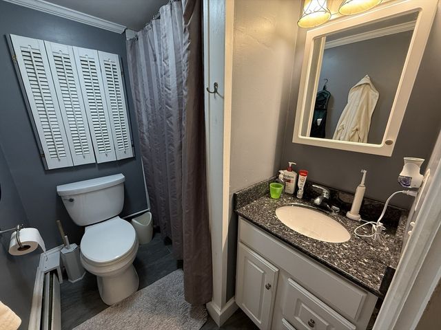 1 Carlton St 2, Salem, MA 01970