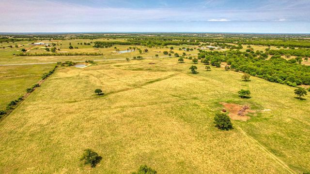 1500 Cottonwood Trail, Poolville, TX 76487