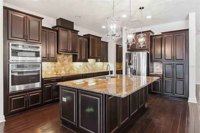 11009 CHARMWOOD DRIVE, Riverview, FL 33569
