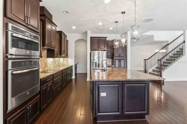 11009 CHARMWOOD DRIVE, Riverview, FL 33569