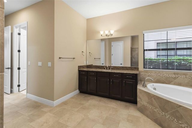 11009 CHARMWOOD DRIVE, Riverview, FL 33569