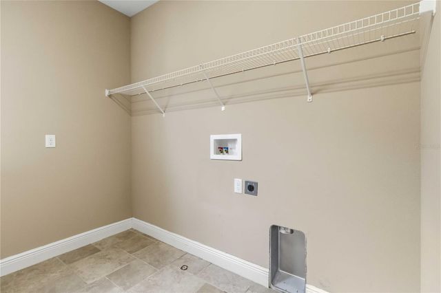 11009 CHARMWOOD DRIVE, Riverview, FL 33569
