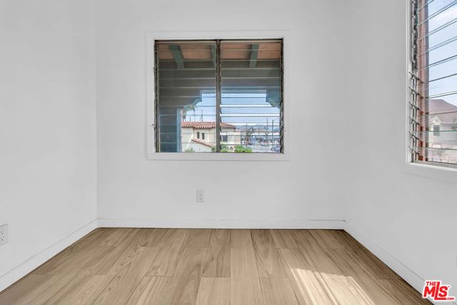 8300 Blackburn Avenue, Los Angeles, CA 90048