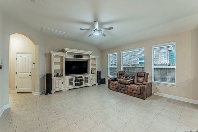 12119 Coxs Alley, San Antonio, TX 78254