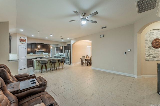 12119 Coxs Alley, San Antonio, TX 78254