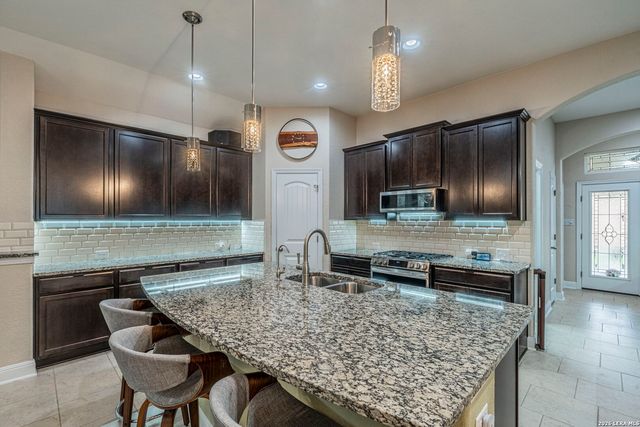 12119 Coxs Alley, San Antonio, TX 78254