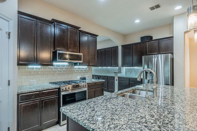 12119 Coxs Alley, San Antonio, TX 78254