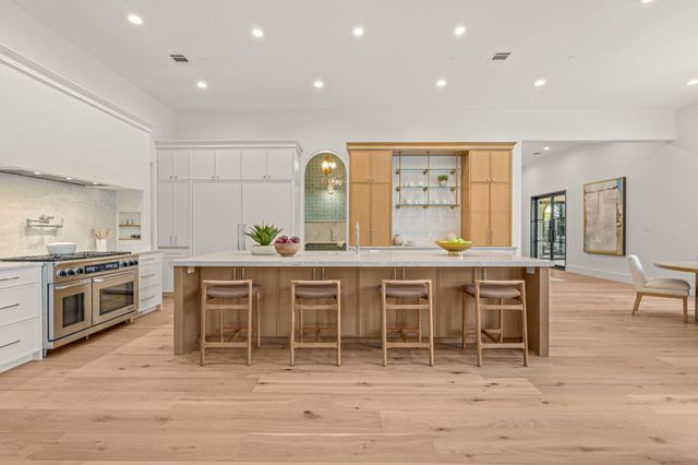 2203 King Fisher Drive, Westlake, TX 76262