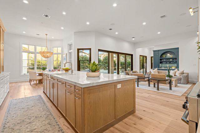 2203 King Fisher Drive, Westlake, TX 76262