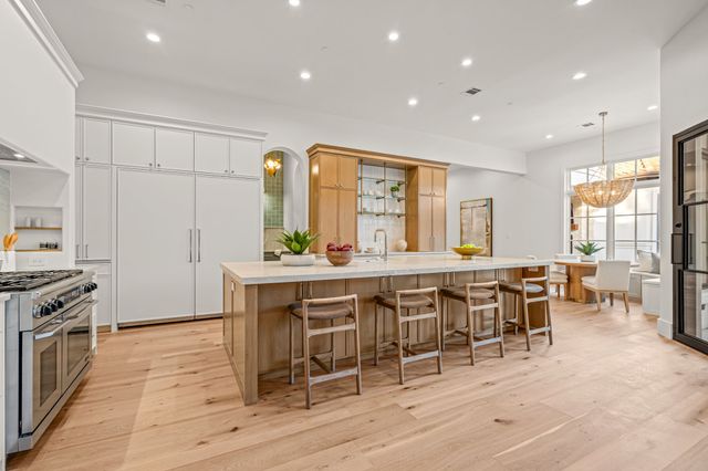 2203 King Fisher Drive, Westlake, TX 76262