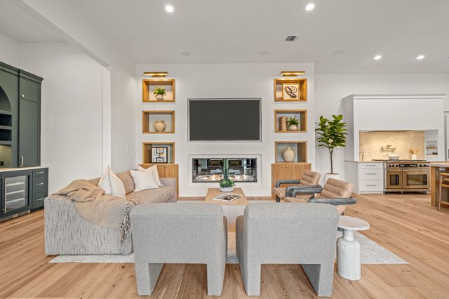 2203 King Fisher Drive, Westlake, TX 76262