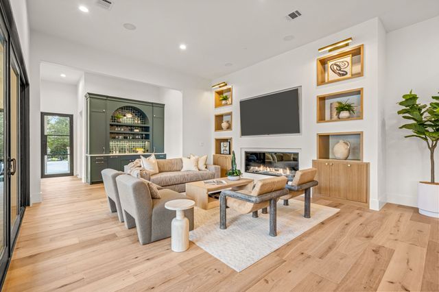 2203 King Fisher Drive, Westlake, TX 76262