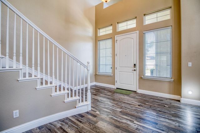 755 Branding Iron St, Oakdale, CA 95361