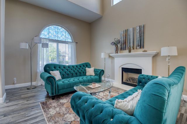 755 Branding Iron St, Oakdale, CA 95361