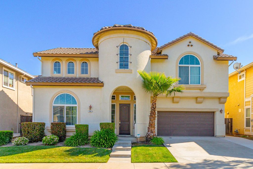 755 Branding Iron St, Oakdale, CA 95361