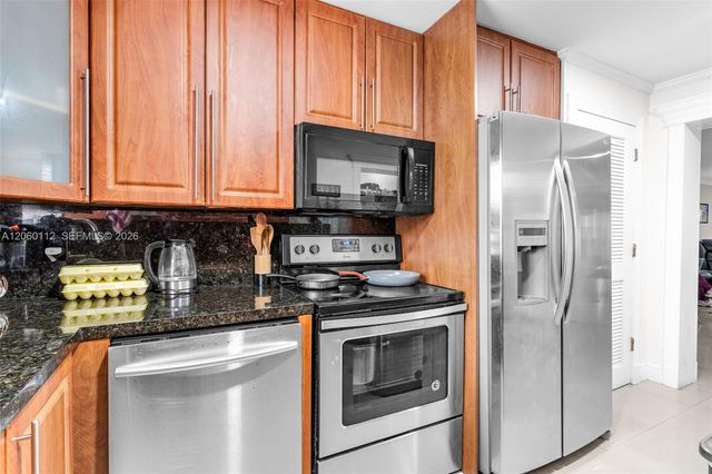 11470 SW 57th Ter, Miami, FL 33173