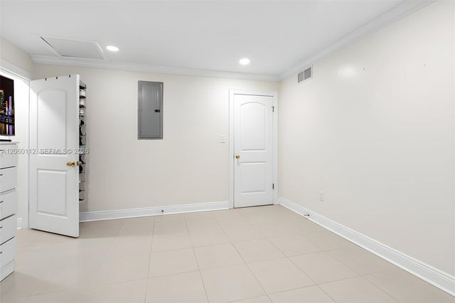 11470 SW 57th Ter, Miami, FL 33173
