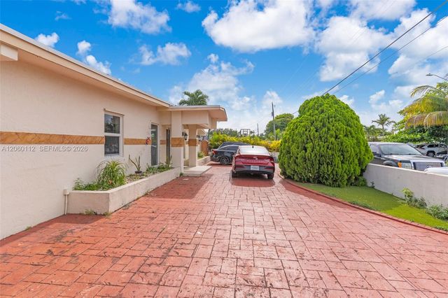 11470 SW 57th Ter, Miami, FL 33173