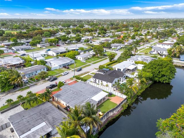 11470 SW 57th Ter, Miami, FL 33173