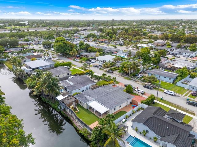 11470 SW 57th Ter, Miami, FL 33173