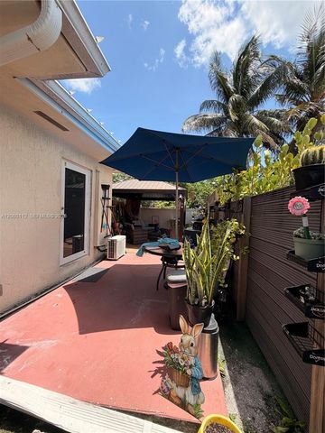 11470 SW 57th Ter, Miami, FL 33173
