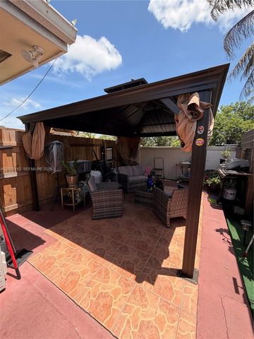 11470 SW 57th Ter, Miami, FL 33173
