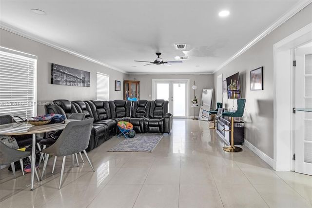 11470 SW 57th Ter, Miami, FL 33173