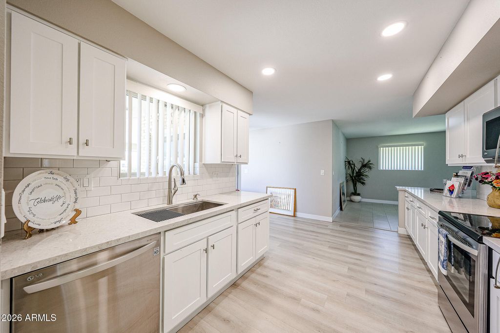 9212 N 107TH Avenue, Sun City, AZ 85351 — photo 5