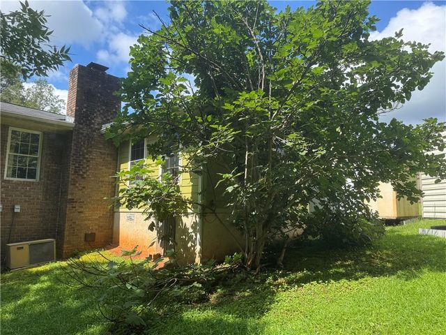 105 Ponderosa Drive, Dallas, GA 30157