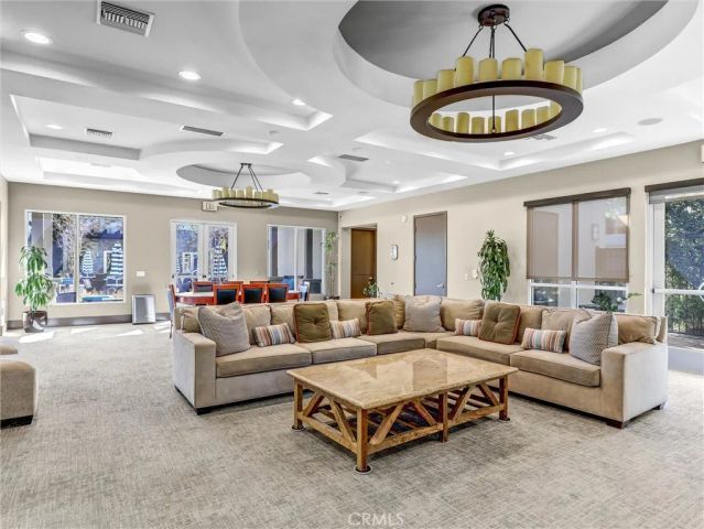 12922 Union 302, Hawthorne, CA 90250