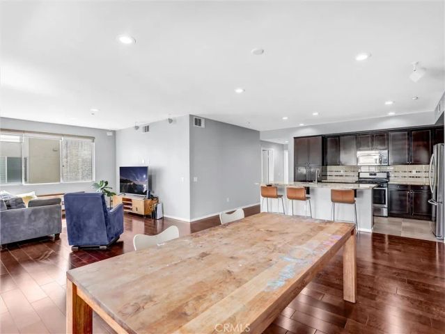 12922 Union 302, Hawthorne, CA 90250