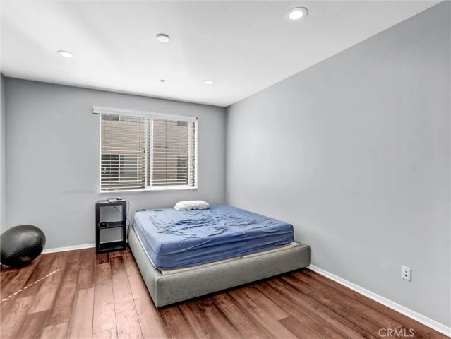 12922 Union 302, Hawthorne, CA 90250