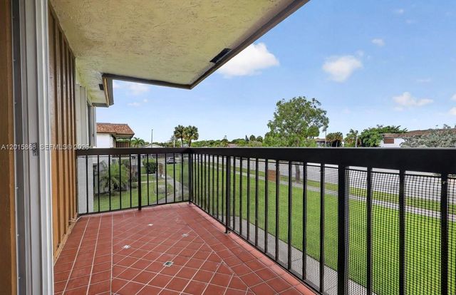 6904 NW 169th Street 145F, Hialeah, FL 33015