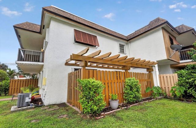 6904 NW 169th Street 145F, Hialeah, FL 33015