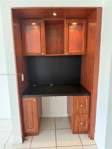6904 NW 169th Street 145F, Hialeah, FL 33015