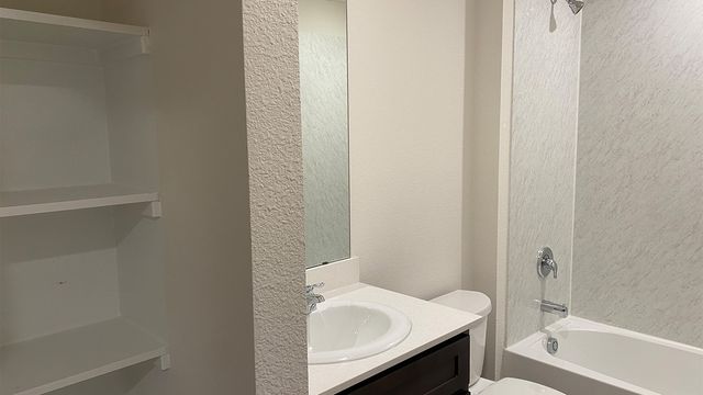 107 Hunters Way, Canton, TX 75103