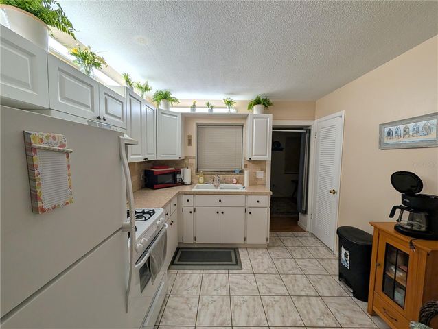 9911 DAHLIA STREET N 38, Pinellas Park, FL 33782