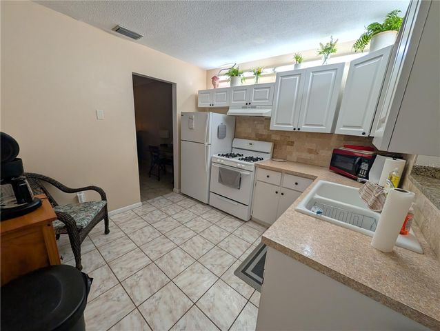 9911 DAHLIA STREET N 38, Pinellas Park, FL 33782
