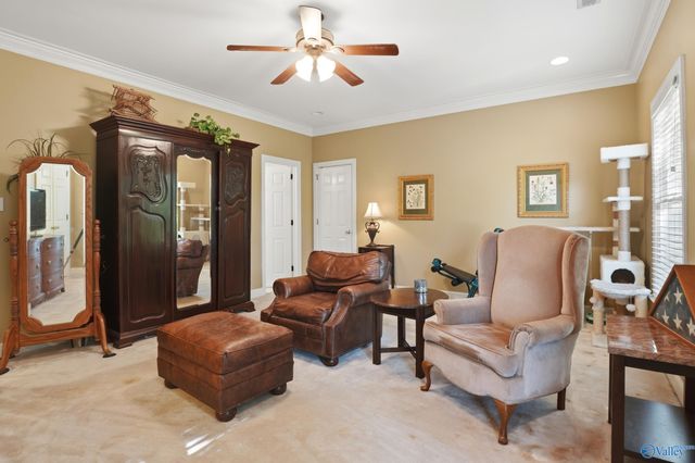 1544 Blackhall Lane SE, Decatur, AL 35601