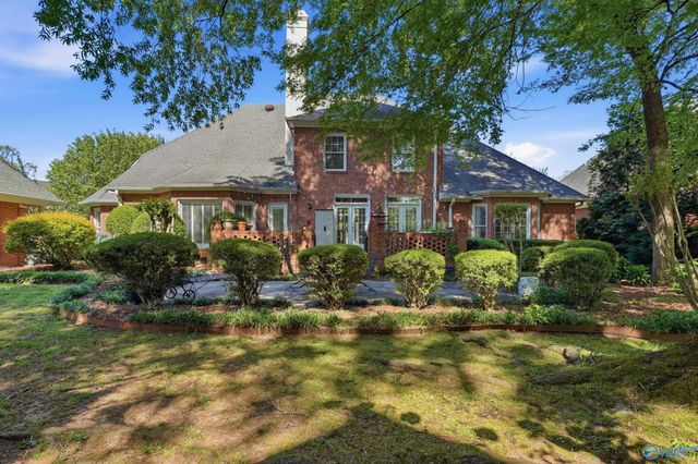 1544 Blackhall Lane SE, Decatur, AL 35601