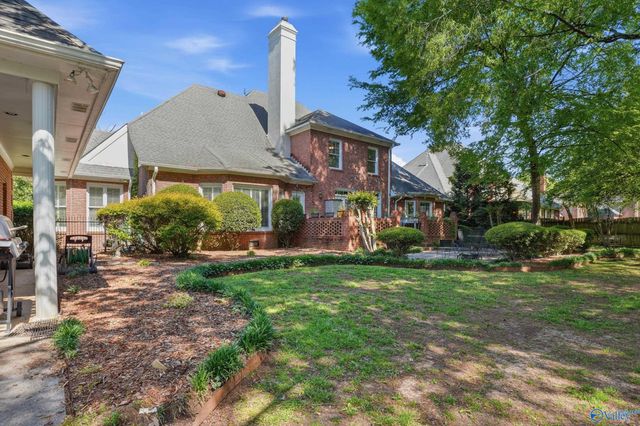 1544 Blackhall Lane SE, Decatur, AL 35601