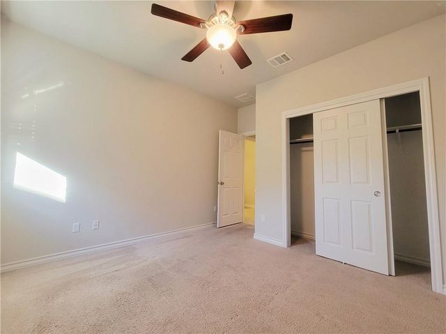 3633 Soft Shore LN, Pflugerville, TX 78660