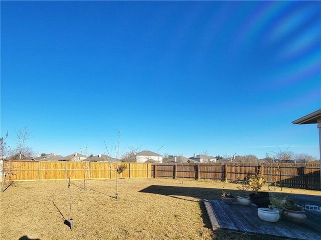 3633 Soft Shore LN, Pflugerville, TX 78660
