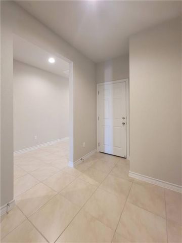 3633 Soft Shore LN, Pflugerville, TX 78660