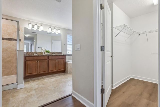 9893 PECAN HICKORY WAY, Orlando, FL 32832