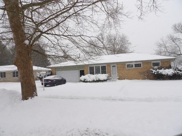 415 Remus Drive, Buchanan, MI 49107