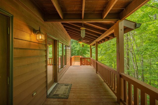 120 Pasha Drive, Ellijay, GA 30540
