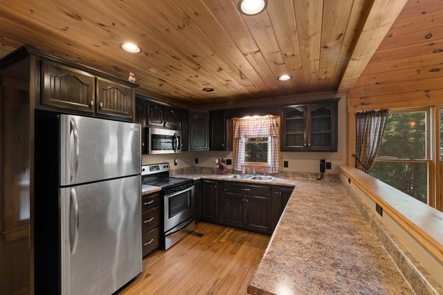 120 Pasha Drive, Ellijay, GA 30540