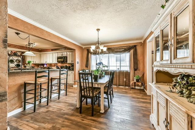2422 Pilgrims Bend Drive, Friendswood, TX 77546